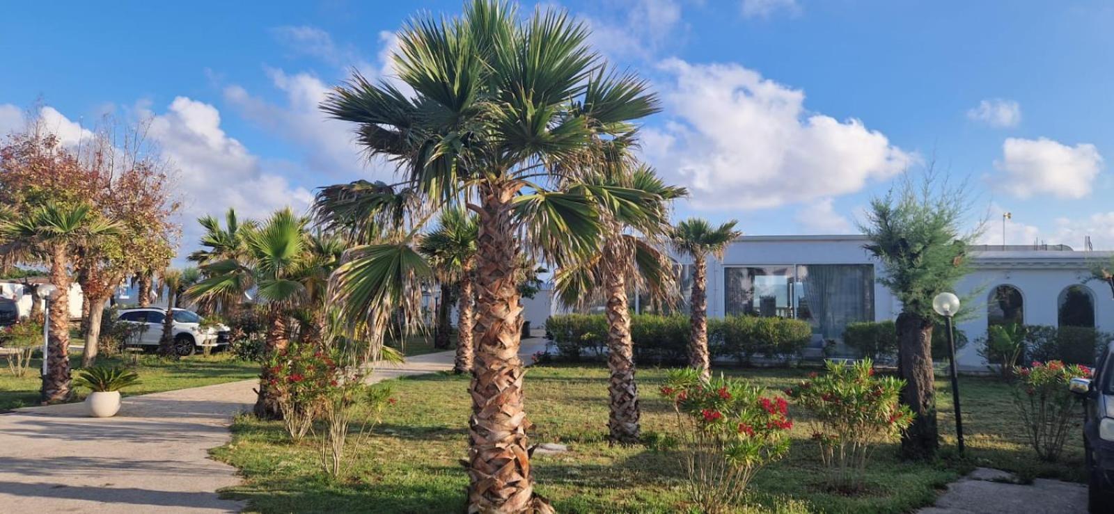 Hotel Corona Beach Peschici Exterior foto